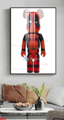 File in mica File tranh kawas gấu bearbrick KW689 (bản gốc) làm vách ngăn