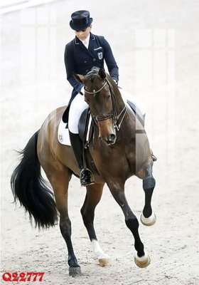 Download file File gốc in tranh tổng hợp Q22777 (gốc) in mica bàn thờ