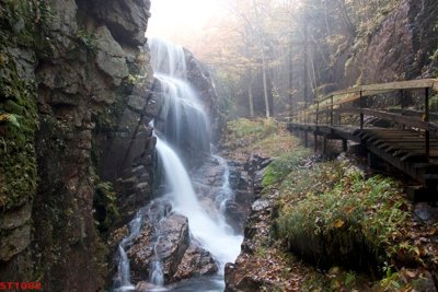 File tranh in tráng gương Tranh sơn thủy thác nước phong thủy ST1082 (siêu nét)