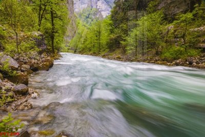 Tải về file gốc Tranh sơn thủy thác nước phong thủy ST1299 (chuẩn in ấn)