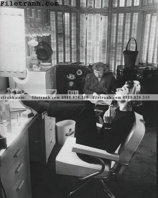 File tranh buc anh cua Audrey Hepburn 186 (ảnh gốc) không bị mờ